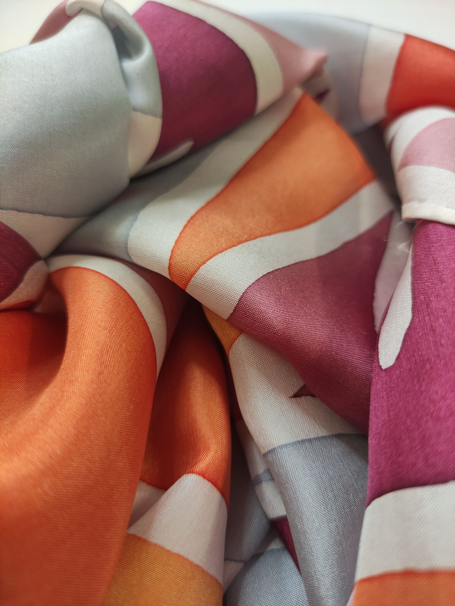 Fular de Seda Mensaje Abuela Naranja - Imagen 3