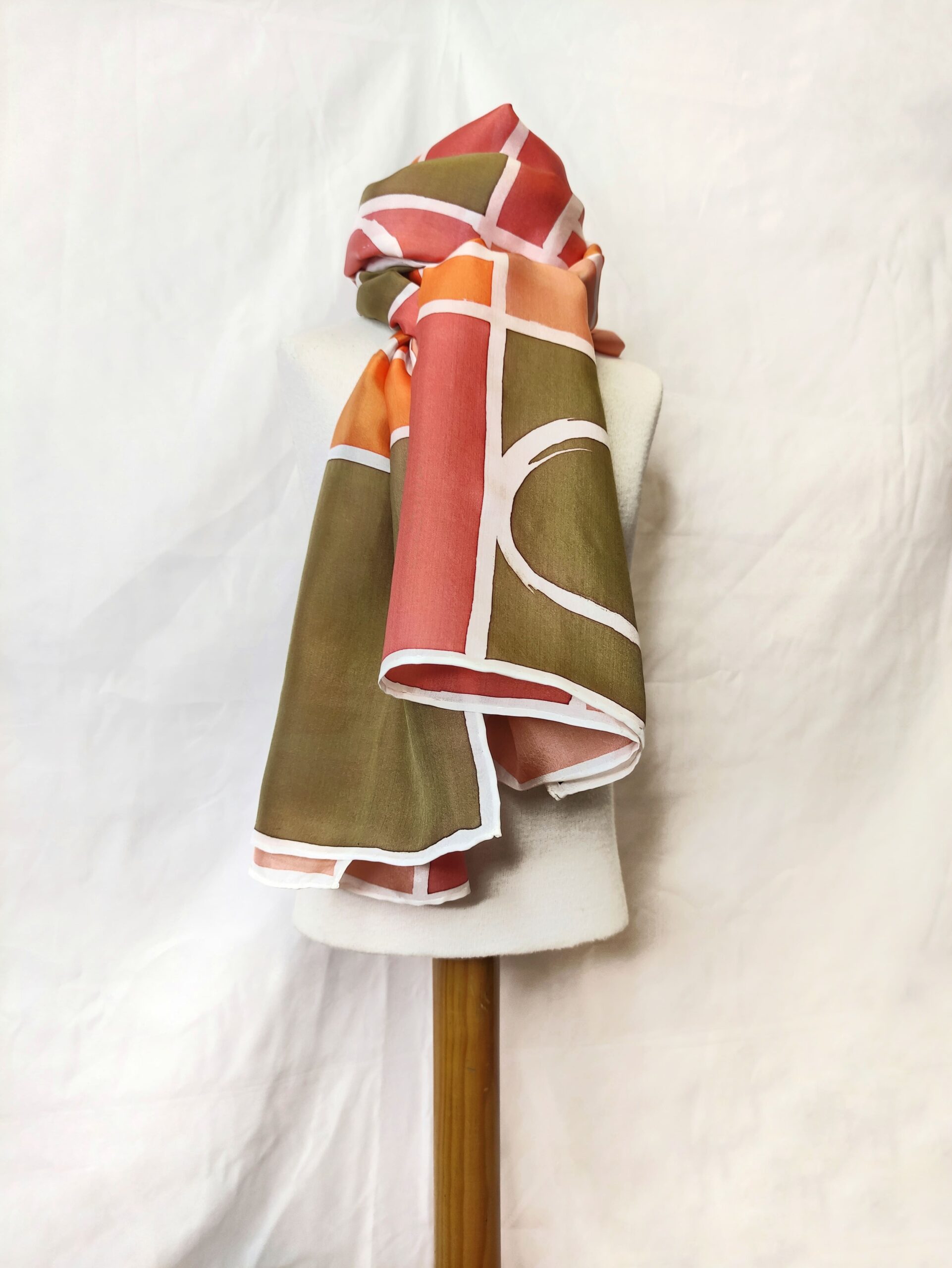 Fular de seda mensaje sonrie rosa Aziza Puch