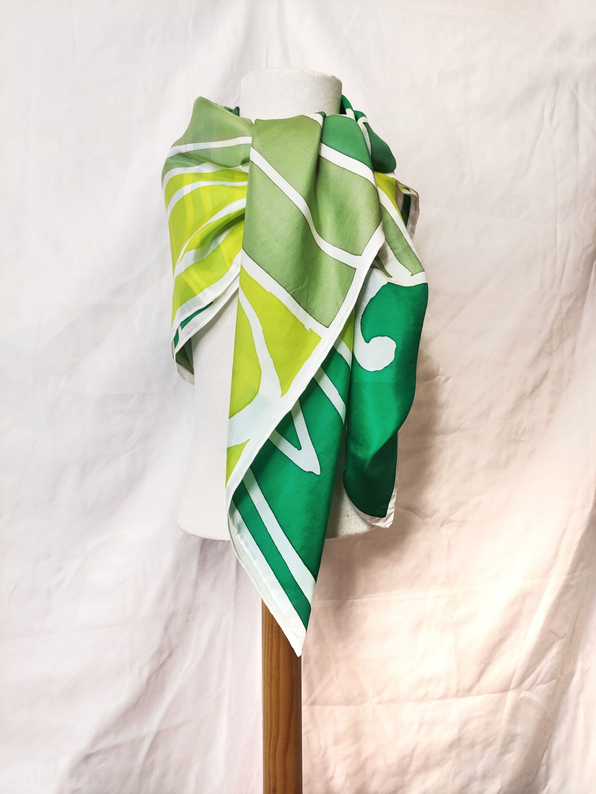 fular de seda mensaje secreto verde aziza puch